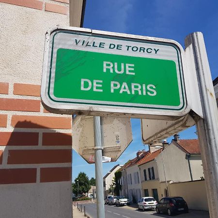 Studio Entre Paris Et Disney 2 トルシー エクステリア 写真