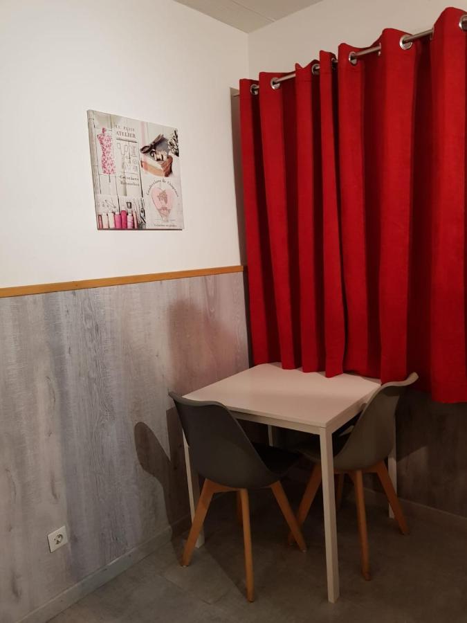 Studio Entre Paris Et Disney 2 トルシー エクステリア 写真